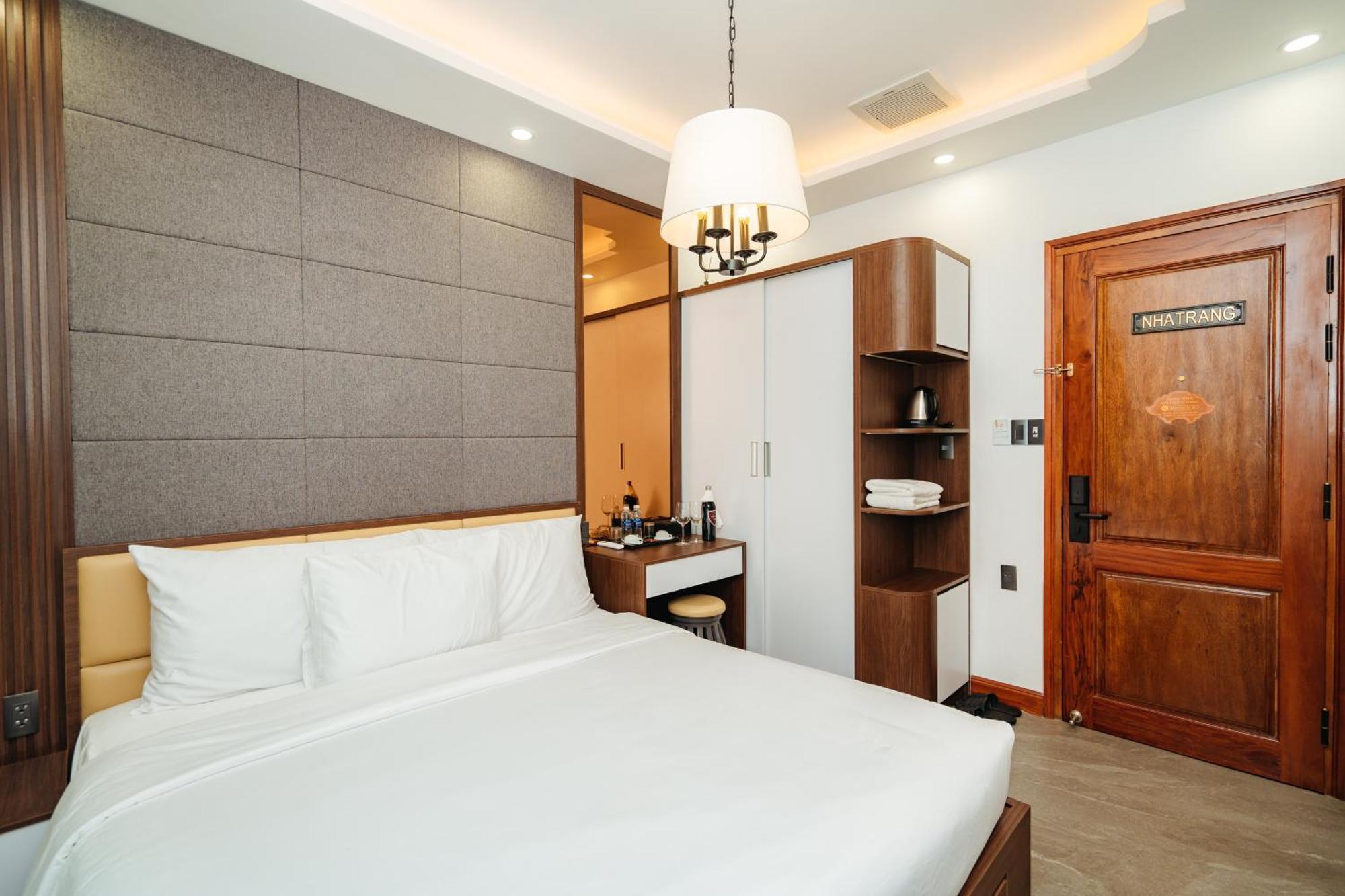 Sala Hotel Hue Exterior foto